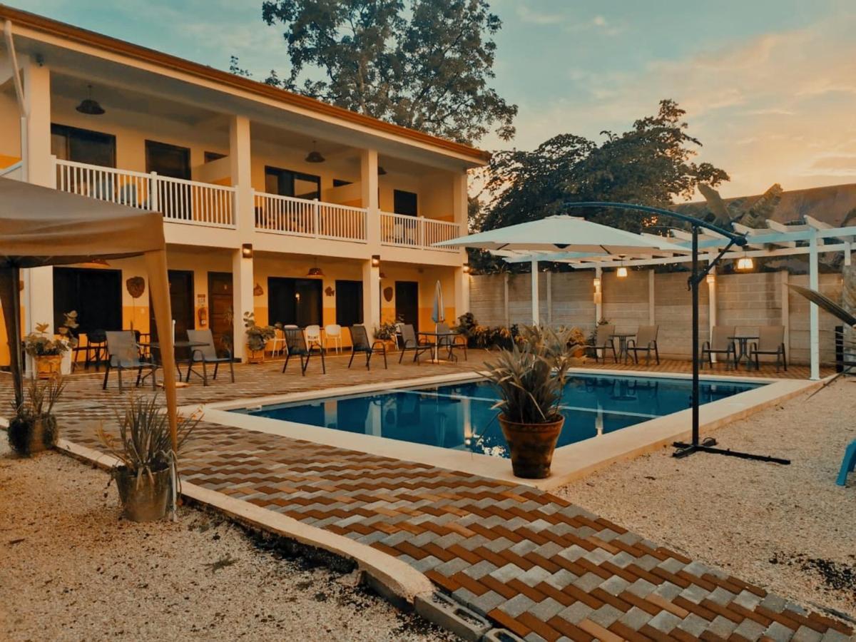 Cabinas El Colibri Puerto Carrillo Dış mekan fotoğraf